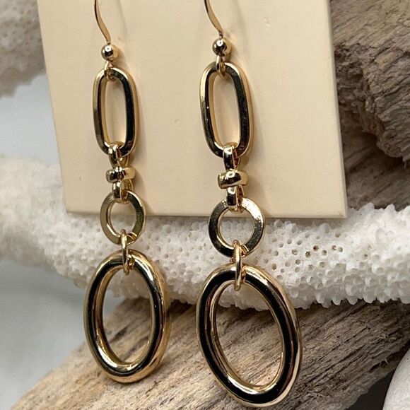 Max Studio Fashion Earrings gold dangle - Picture 2 of 7